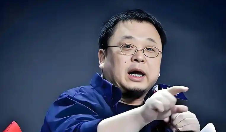 罗永浩一句话让田朴珺沉默了被包养还谈啥独立女性？这话真扎心！却也扯下多少“伪