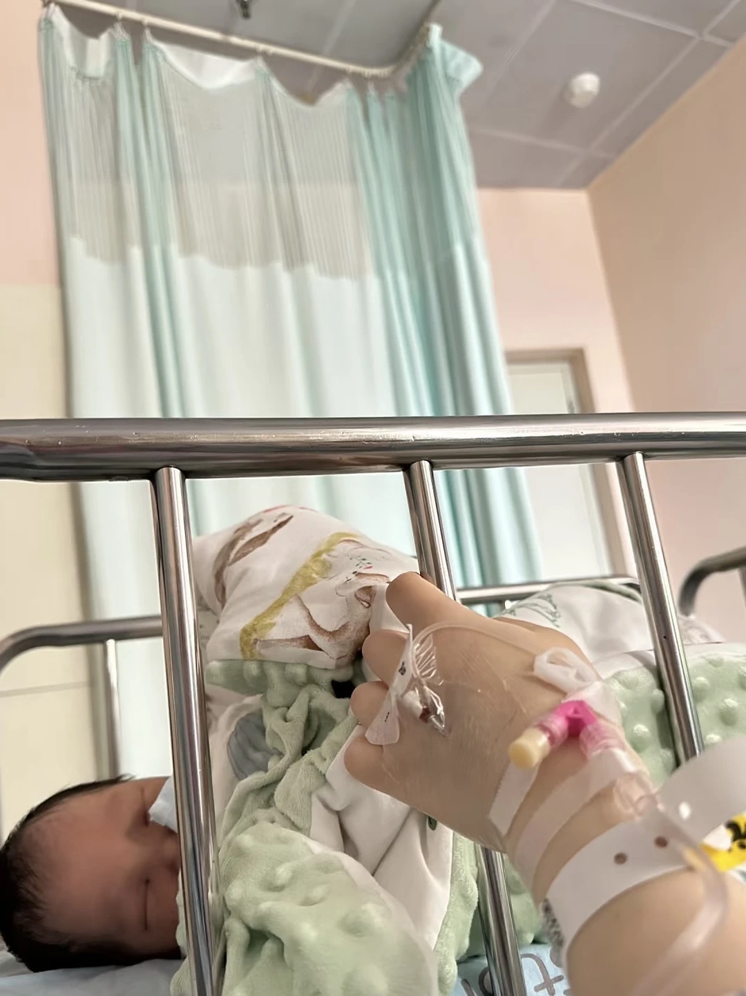 已生，剖腹产太疼了，不想再经历