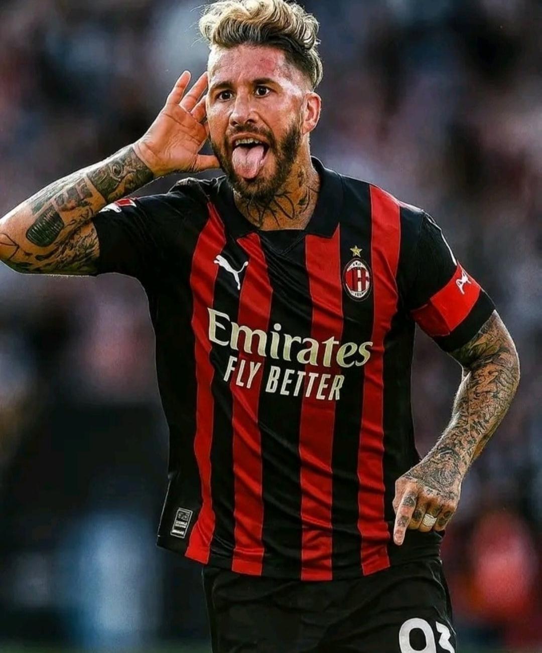 欧洲转会新闻！★他来了，他来了！据闻已经有中间人向米兰推荐了拉莫斯，其实把水