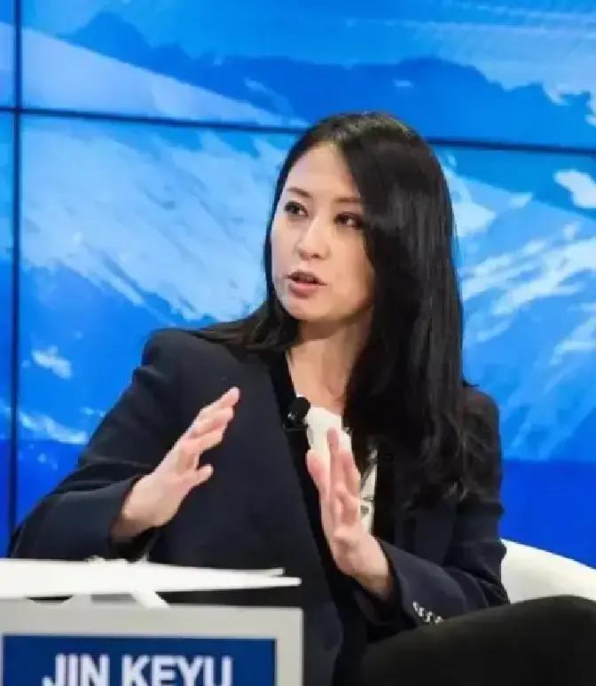 谁关心西方老头？爱波斯坦把金刻羽拖下水！瓜越来越大了！金刻羽这件事让人迷惑。不仅