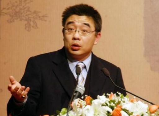 复旦大学钱文忠教授，撕开了中国社会当下最大的遮羞布，振聋发聩！他说：“我们的社会