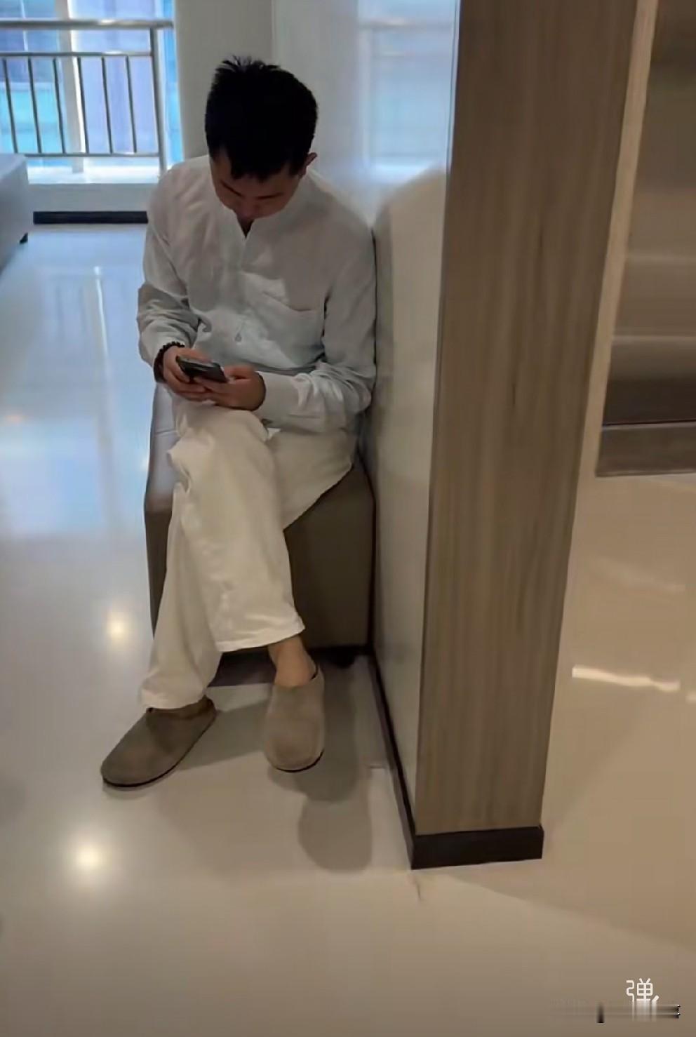 巴扎黑检查心脉受损，医生要求入院观察！若疏于防范恐面临“搭桥”手术。