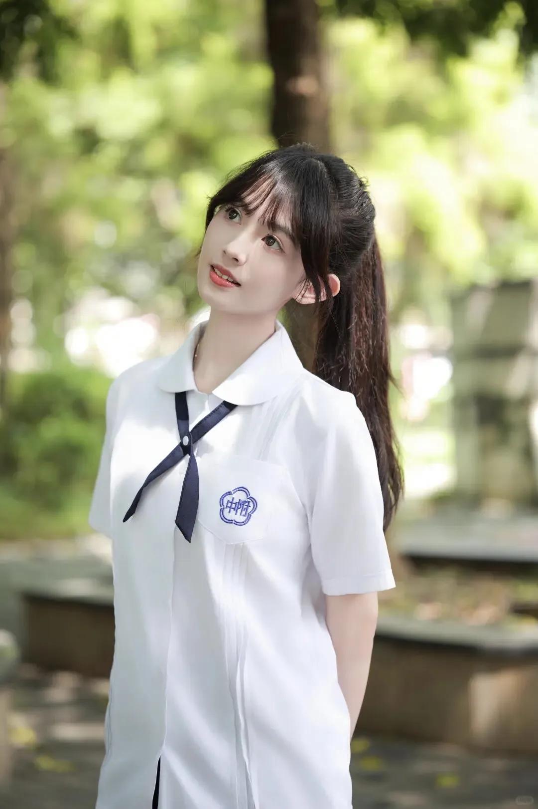 回忆学生时期你心中的美女啥模样