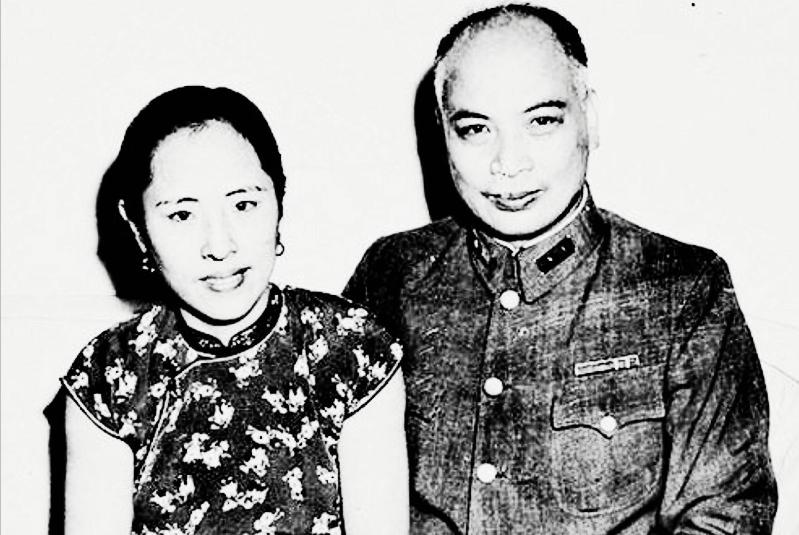 东北野战军在锦州之战中，俘获了东北“剿总”副司令官兼锦州指挥所主任范汉杰，一同俘