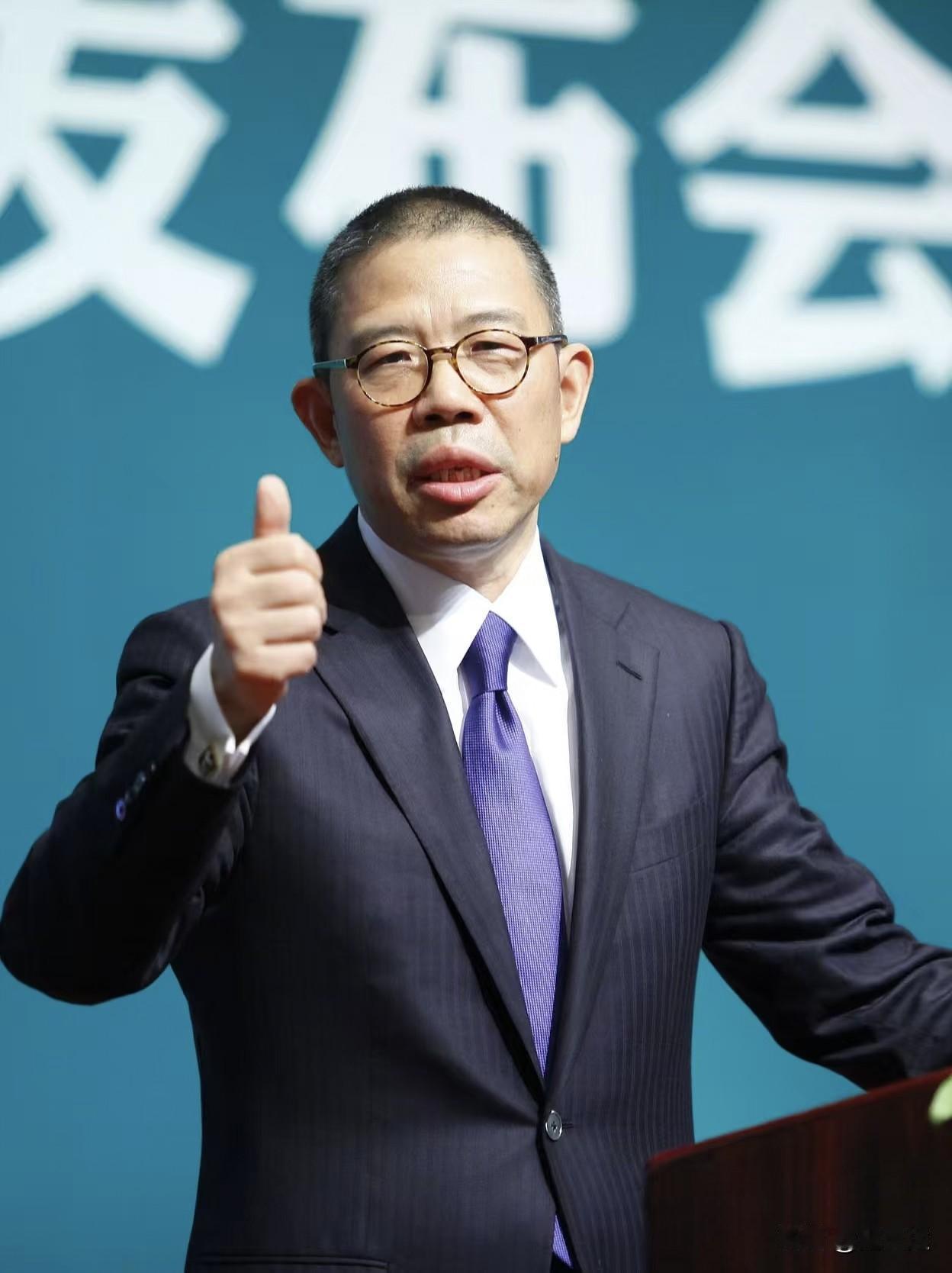 原来我怎么也想不明白，钟睒睒挣了5300亿？一个卖水的，怎么就当上中国首富了？