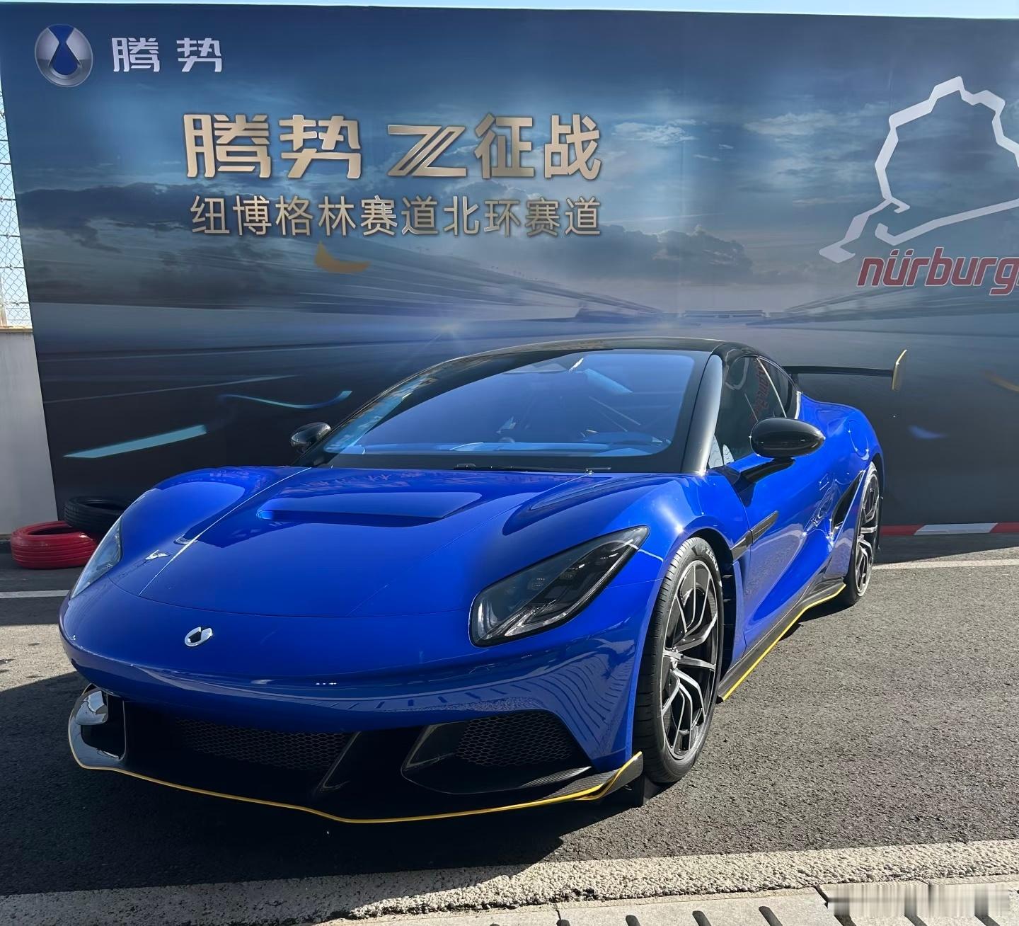 腾势腾势Z伪装车其实已经很清晰了。