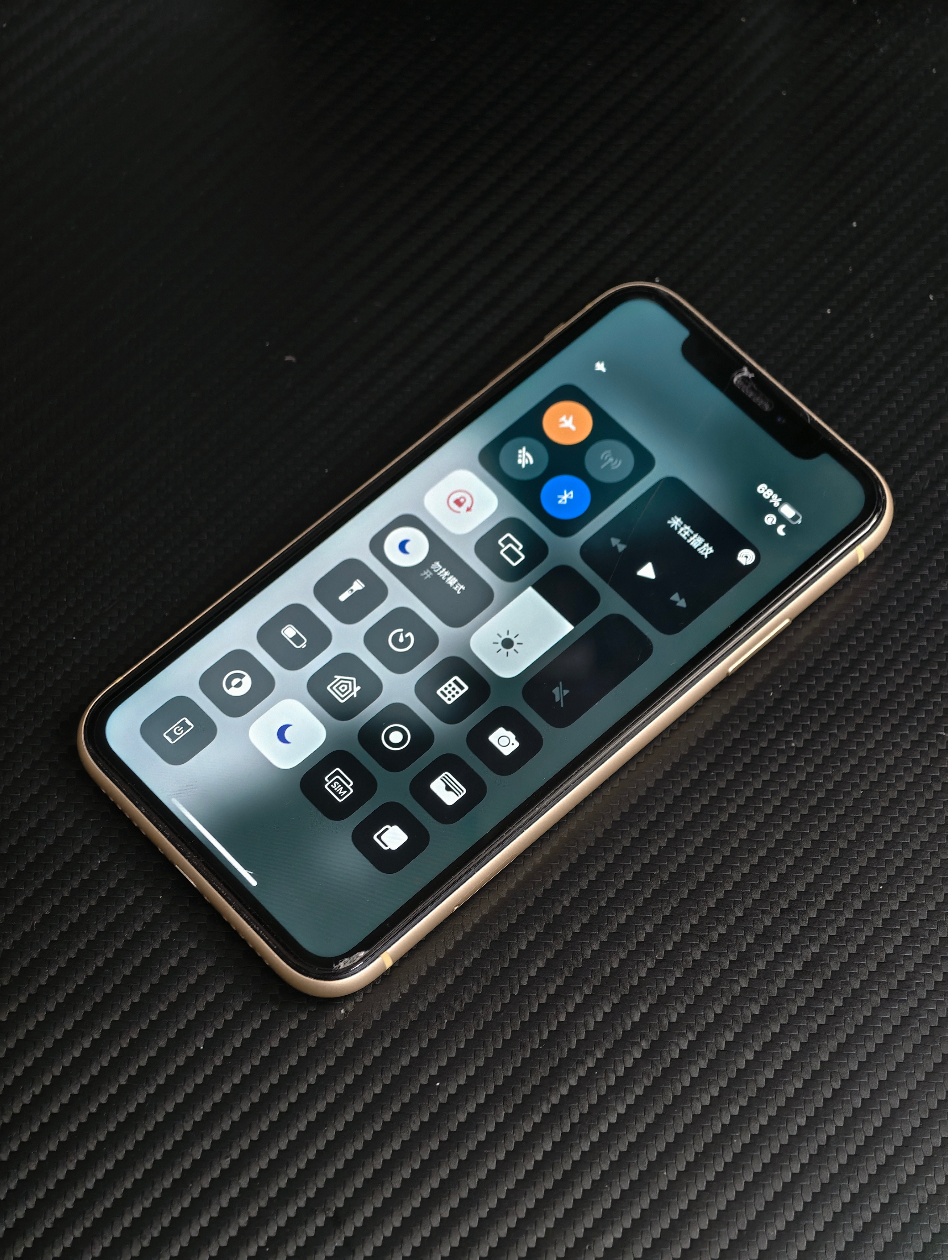过的好快，iPhoneXR已经是七年前的手机了…其实iPhone才是那