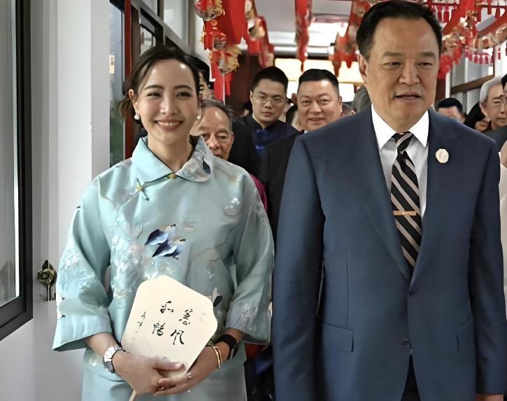 泰国有些总理为啥特别强调自己有华人血统？其实，这就好比美国政客喜欢把自己包装成盎