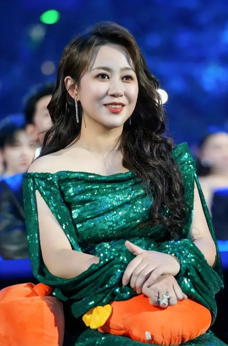 马丽啊，你真的别再演戏了，这个后果你承受不住！你知道你现在是什么境地吗？你这
