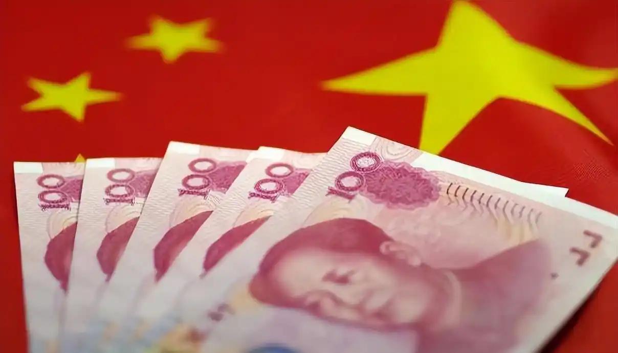 大势不可逆！多国弃美元避险，人民币很快将超越欧元很多人看全球货币排名，只盯着