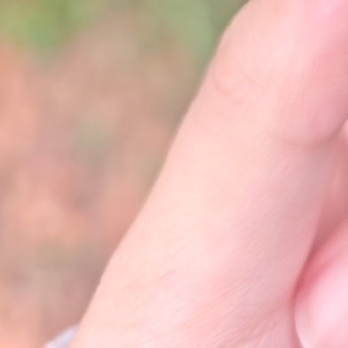 种植草莓的种植方法一、选种家里种草莓，首先要选择适合家庭种植的草莓品种，常见的