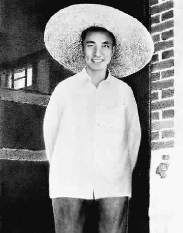 1951年，任中共湖南湘潭县委书记的华国锋同志。1949年7月，湖南程潜、陈