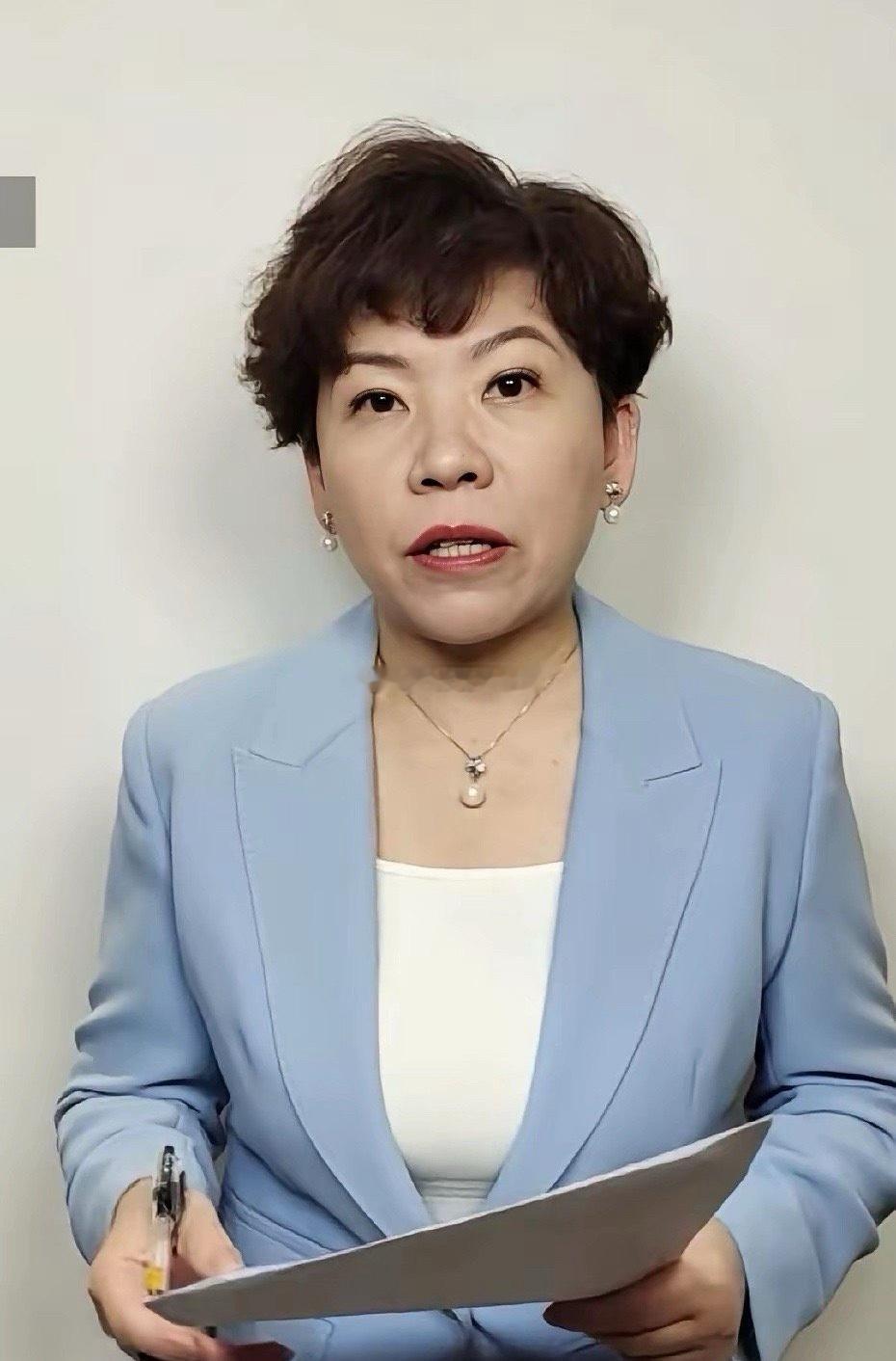 赛后邓亚萍老师点评比赛，说出了藏在心里话。。。。1、虽然小胖不参加世界排名了，但