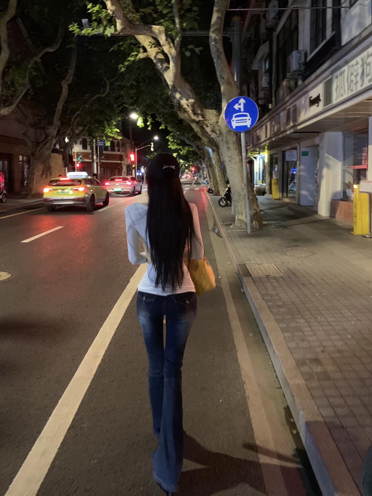 那阵子我们的感情出了一些问题。
