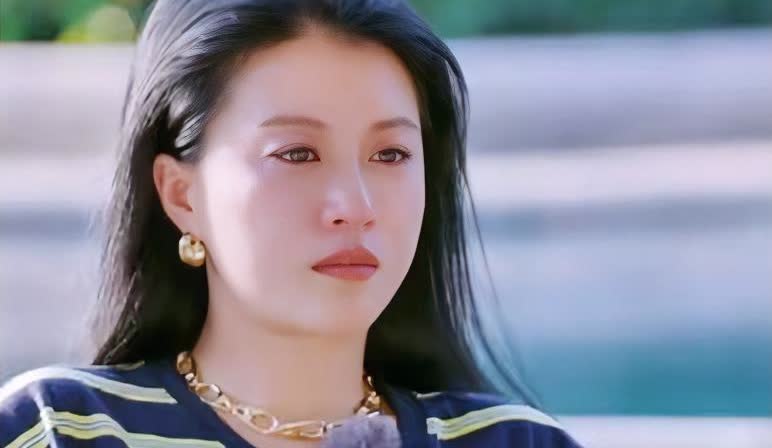 我敢说，李嘉格拉着她妈参加这综艺不仅不能翻红反而之前攒下的好感全无了。我