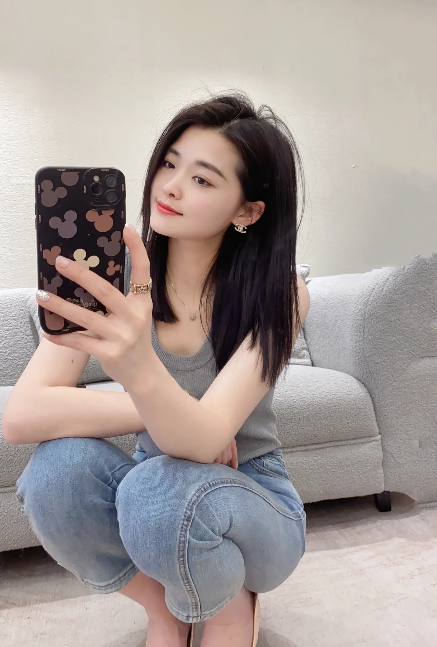 不用找话题，看着你就很开心。