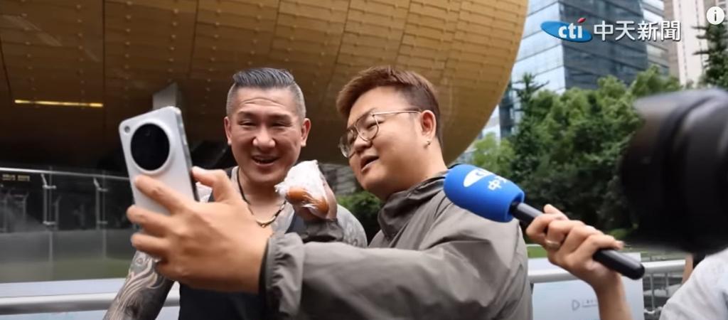 馆长称赞央视公正客观，批台媒在做假新闻台湾网红“馆长”陈之汉到大陆访问，抵达上
