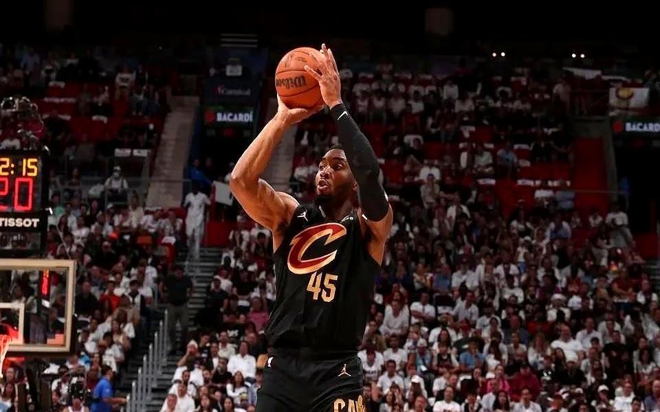 塔图姆回来了！那个去年5月撕裂跟腱、被医生断言彻底报销的杀手，竟然只用了不到10