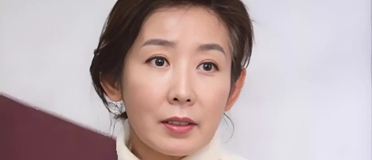 她应该是国民力量党的独苗，没让她参加韩国总统竞选真的是一大遗憾！也是国民力量党最