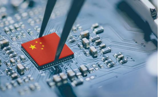 封锁彻底失效！西方锁死芯片十五年，四月九日中国硬核突破，反手拿捏下一代半导体命脉