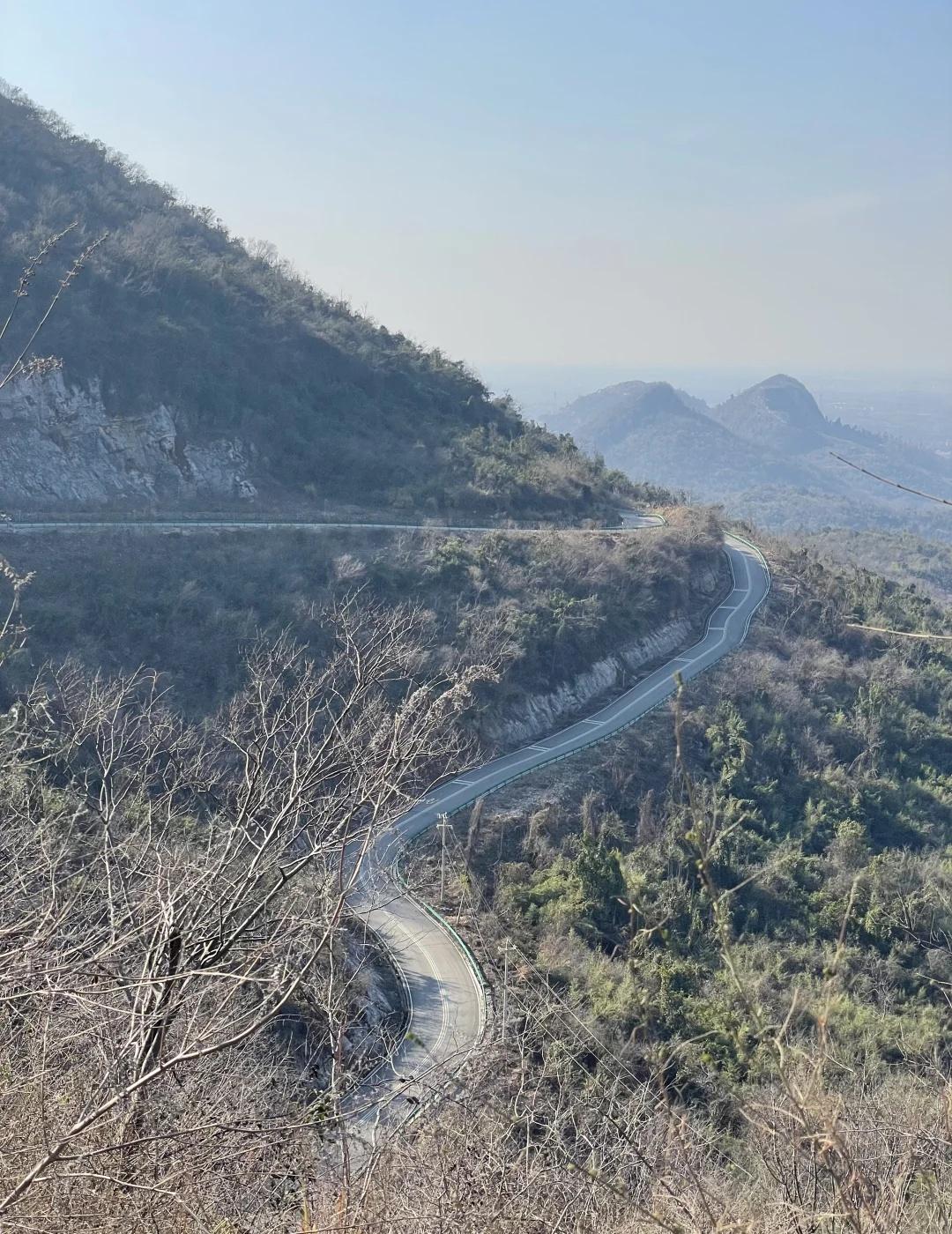 武汉周边｜小众跑山秘境『毛铺大峡谷』🚙到达山顶那一刻才懂什么是山野治愈系💨