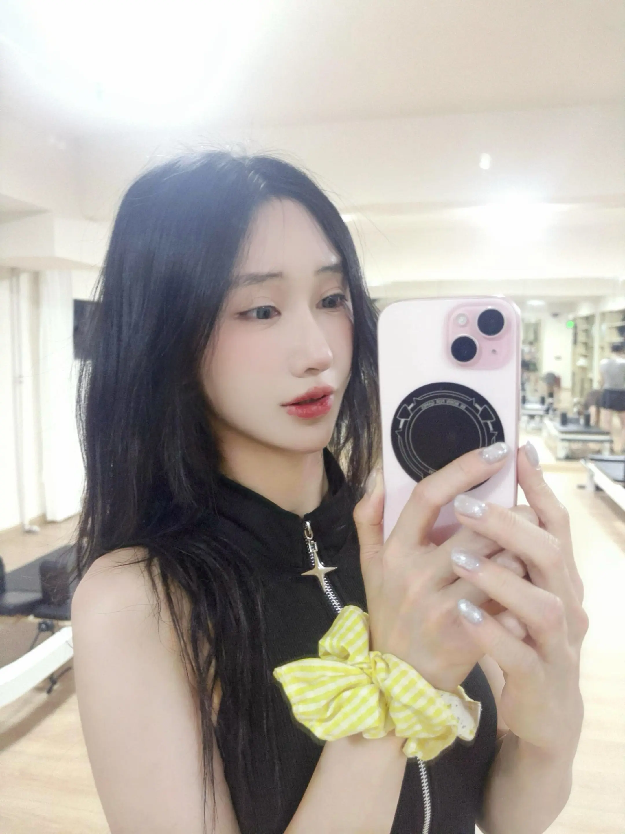 19号约会能不能带上我 我光吃饭不说话