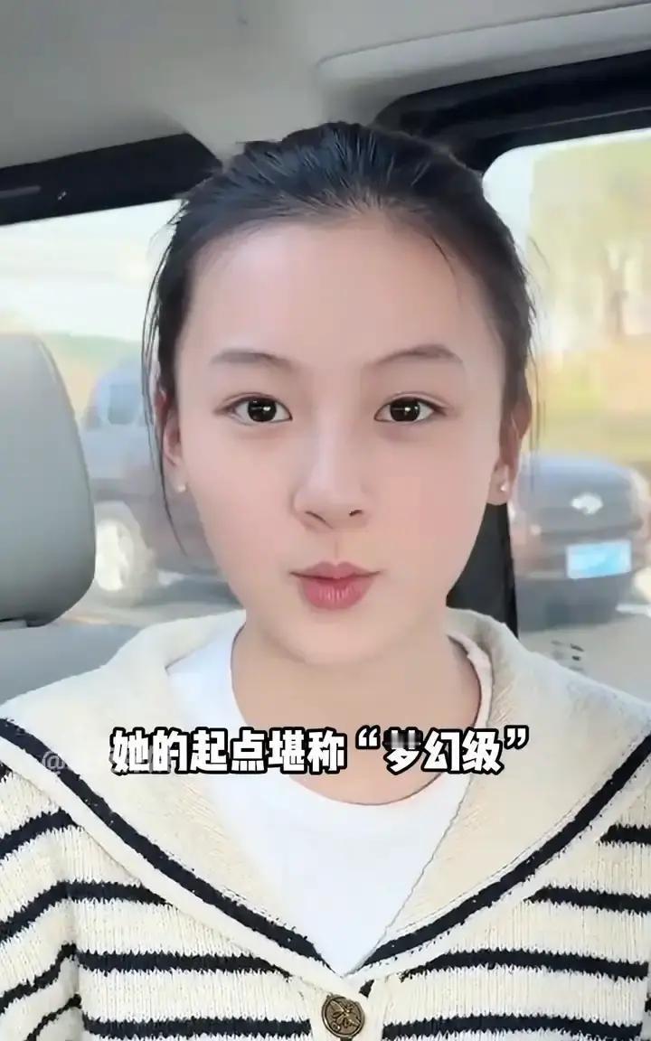 拒了于正，她直接进组钟楚曦去年夏天，素颜像张柏芝的南洋女孩七七刷屏，于正想