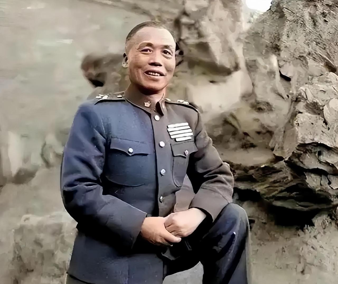 给李宗仁辟个谣，有网络视频说：李宗仁回国后提出要当副国级干部，毛泽东一口回绝，并