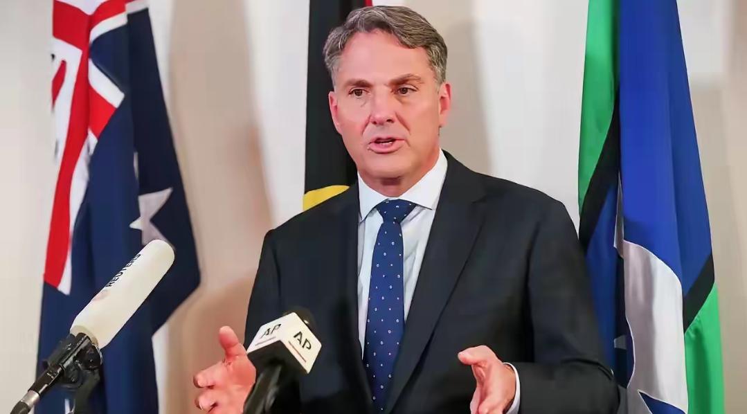 中国反制澳大利亚，快准狠到让全网叫好！就嘴碎几句，澳牛肉产业直接被打回原形，这波