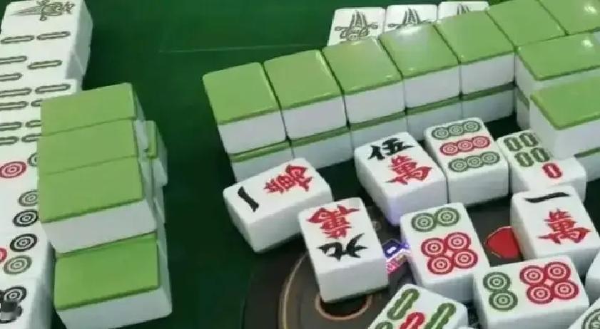 别再研究麻将必胜技巧了。你越是想赢，就输得越惨。麻将馆老板最怕你明白一件事