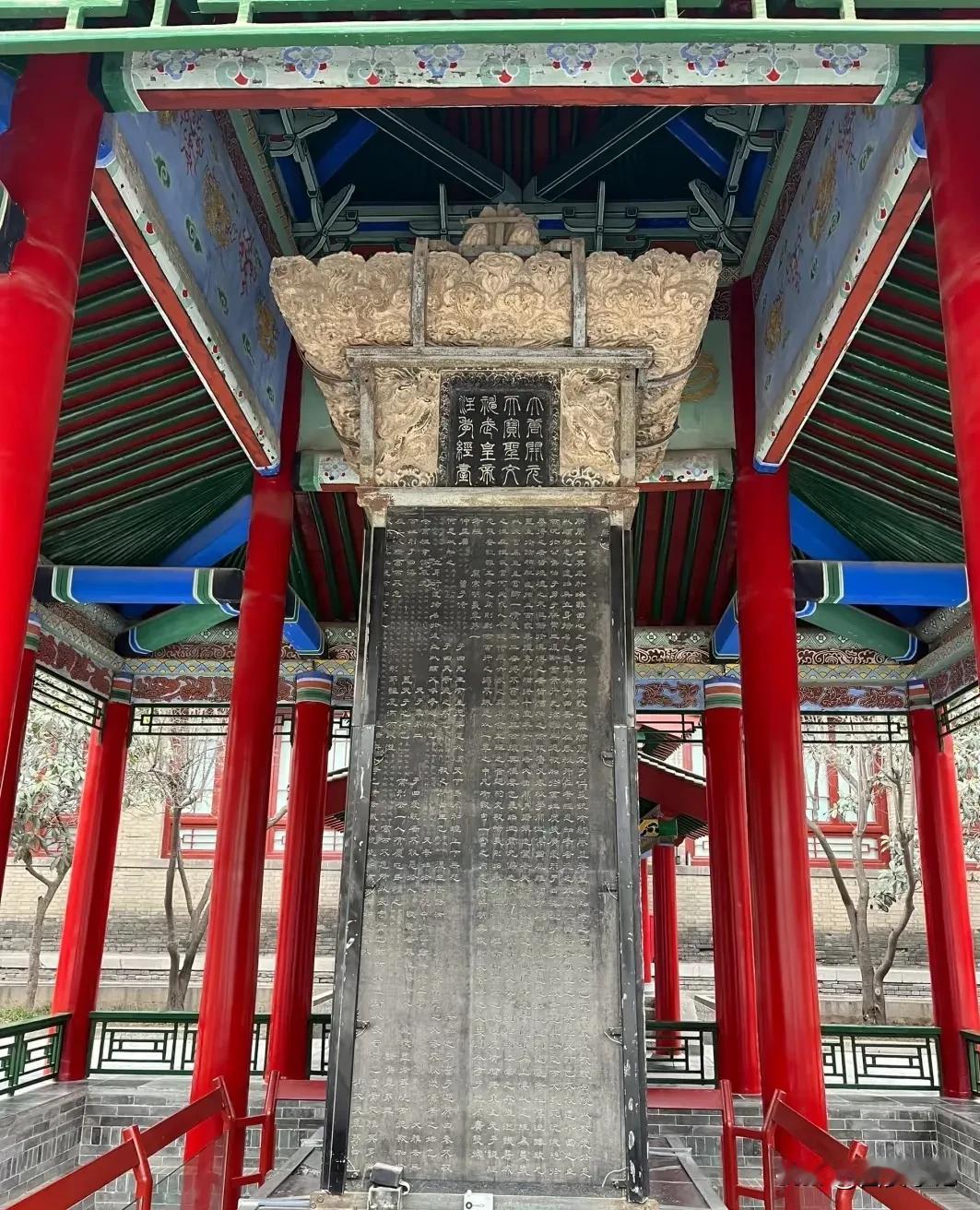 西安碑林博物馆改建完成了！近日，碑林博物馆发布公告，5月12日起全面开放，门