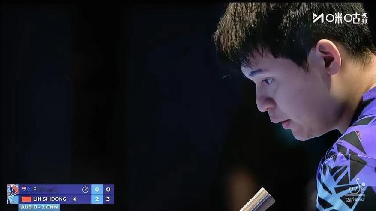 石头：早点下班不好吗？林诗栋VS卢伟第一局11-5第二局11-4第三局3