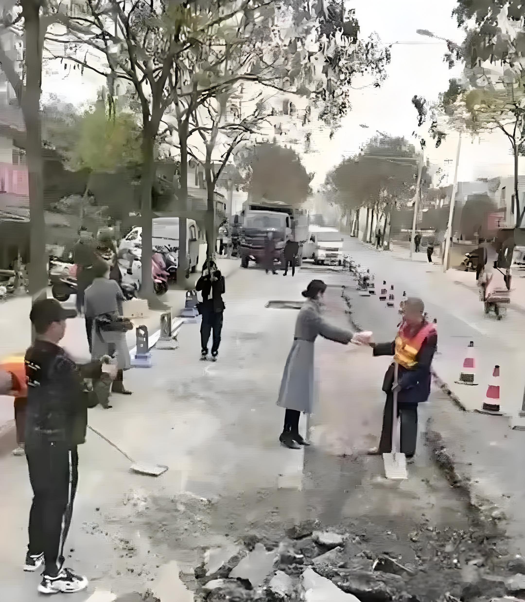 被第一张图感动，被第二张图恶心到了，摆拍的时候没想过还有路人吗[捂脸哭]​​​
