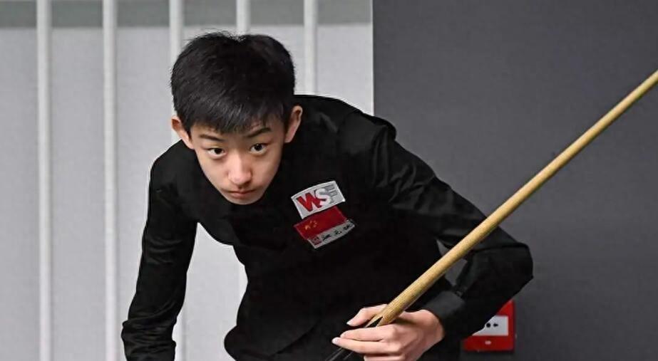 吴宜泽在斯诺克国锦赛，突破自我、力夺桂冠，成为连续第二名新科排名赛冠军。这事