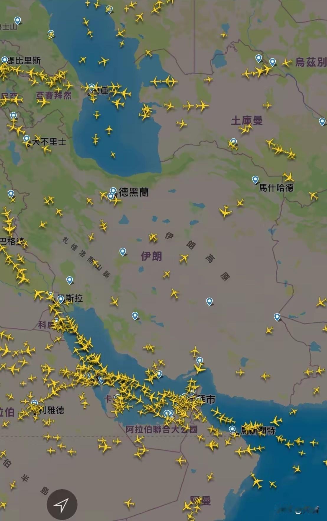 伊朗上空密密麻麻的飞机，有没有一种大战一触即发的感觉！以色列国防部称近50架