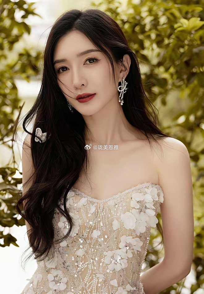 女演员千万别整容看45岁马苏和40岁江疏影同框就懂两人的差距