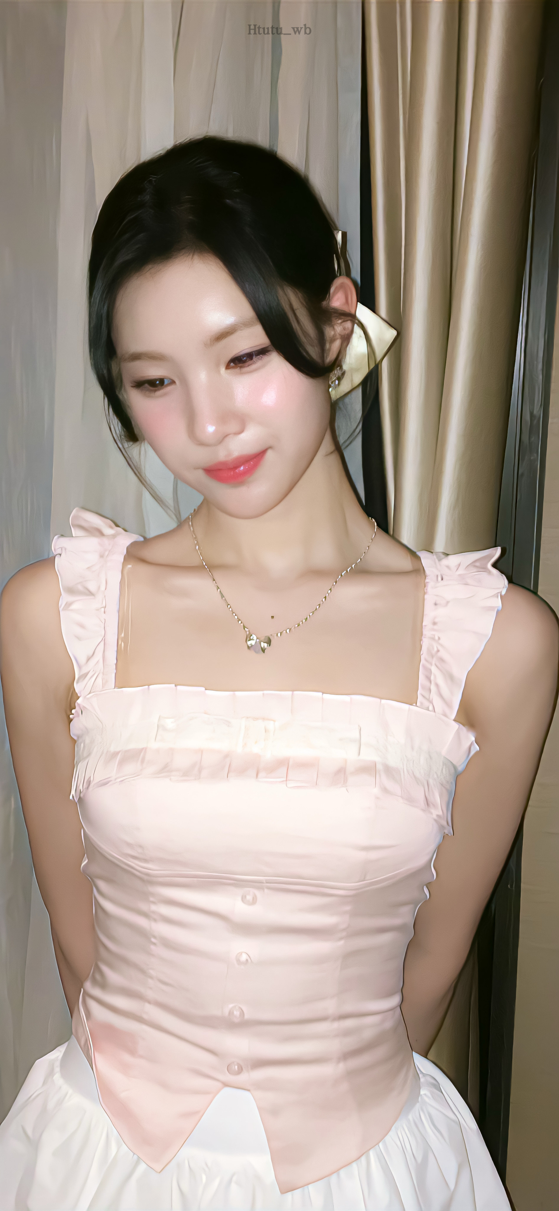 Juun金主恩壁纸来啦～🐈⬛🌿