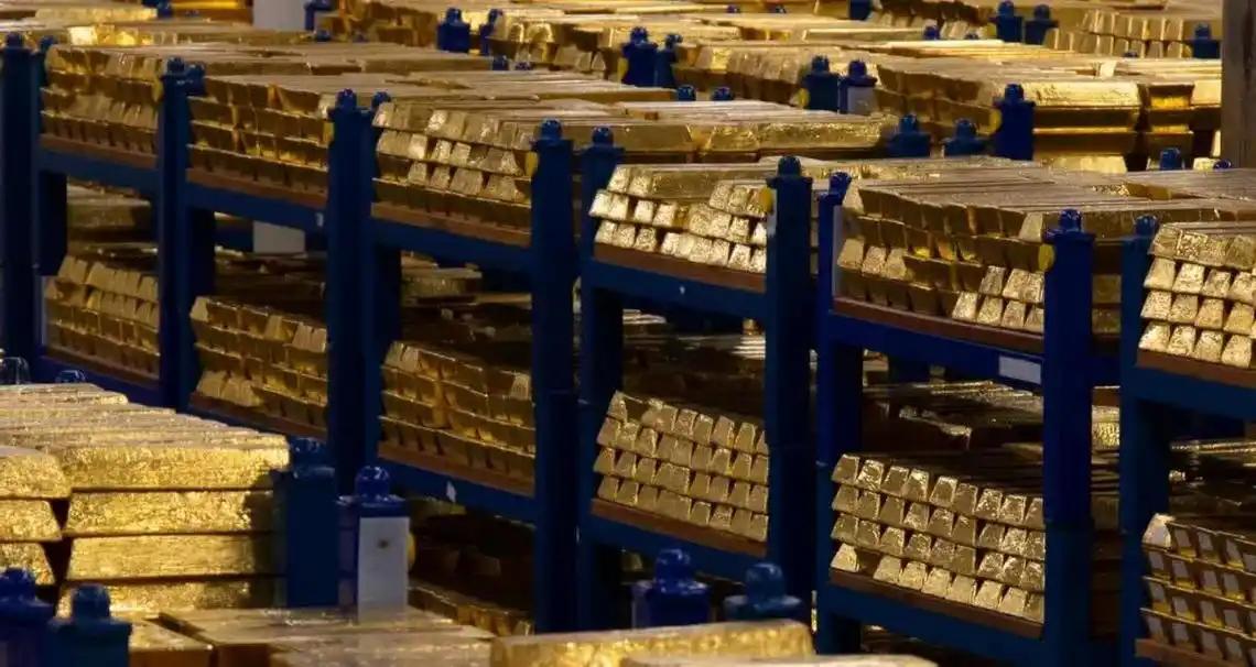 129吨黄金，悄悄从纽约搬走了。法国央行最近干了件看似枯燥的技术活——在高