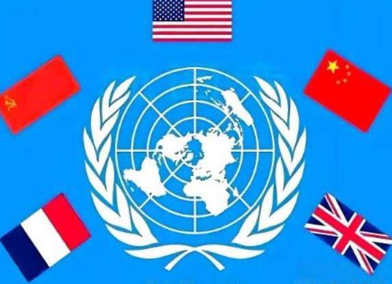 联合国总部现在到了非搬不可的地步了，联合国总部在美国，虽然雇佣的美国人最多，但美