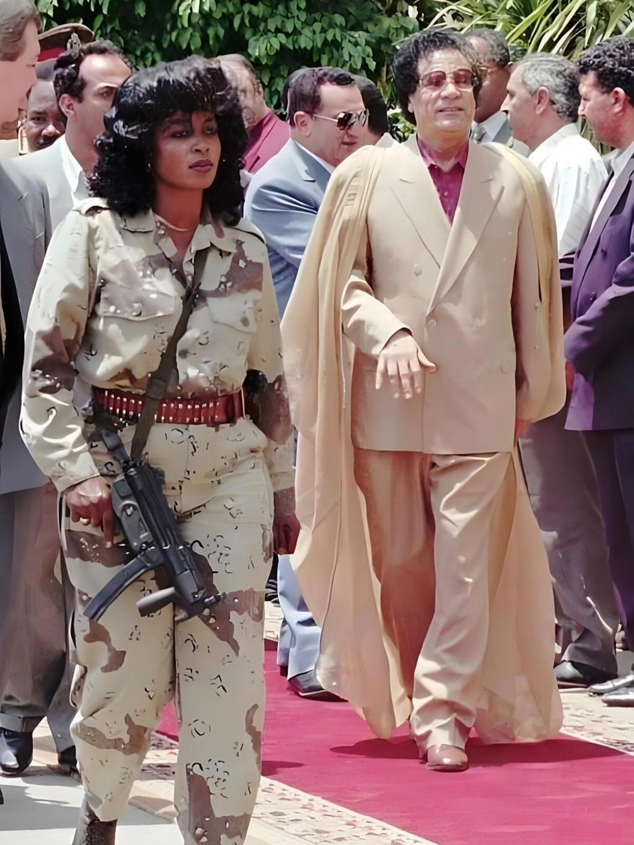 卡大佐的二儿子（当年的太子）赛义夫在利比亚被人击杀了真是有其父必有其子，卡大佐