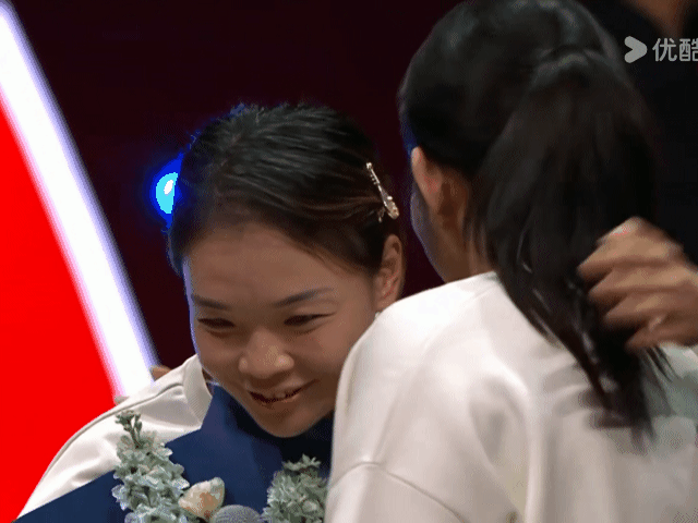 中国羽毛球队运动员退役仪式贾一凡说谢谢清晨做我的家人贾一凡写给陈清晨的一封信✉️