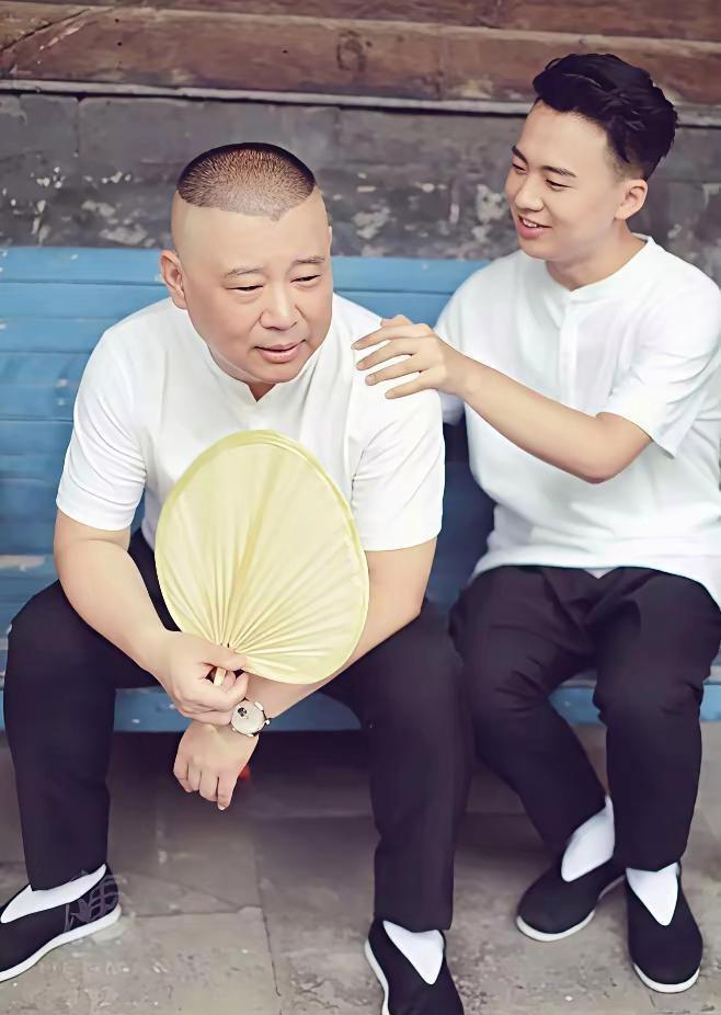 郭德纲又把彩礼推上了新高度！据传闻，郭德纲给儿子郭麒麟准备的聘礼是，北京的三套