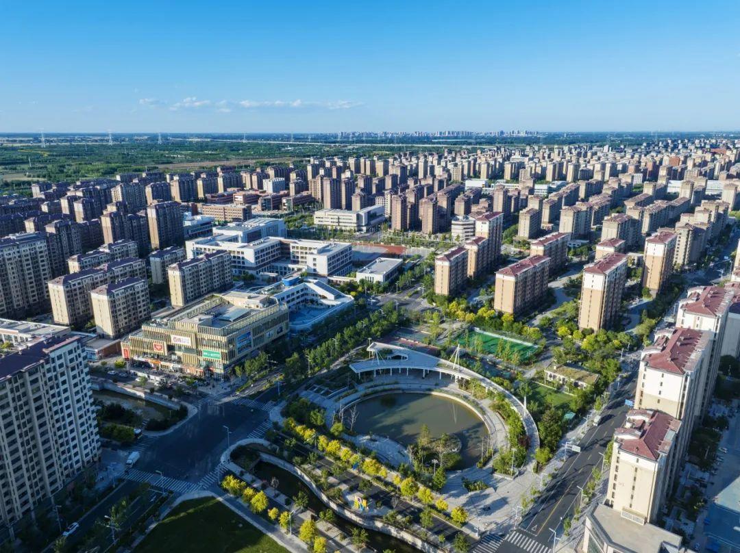 9年前，中国投入了5100亿，建设了一个面积相当于两个多纽约市的新城，那就是雄安