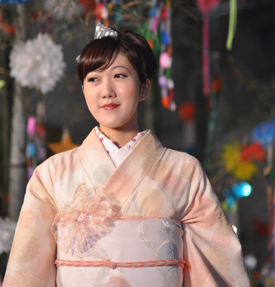 日本民众90%反感中国人，但照样很多人去日本旅游，而且每年给日本贡献上万亿的消费
