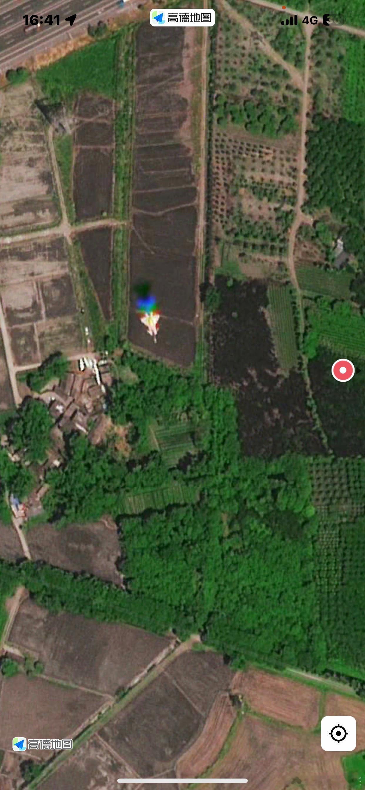 一个有趣巧合！高德卫星图恰好拍到了空中飞行的歼-20黄皮机数量多了，拍到的概率也