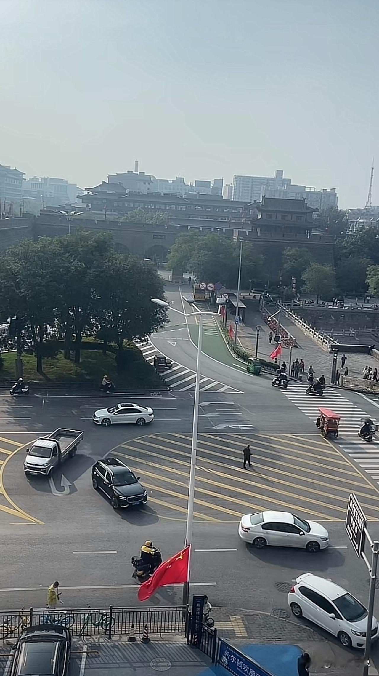 就一个镜头，能否猜出这是哪座城市？