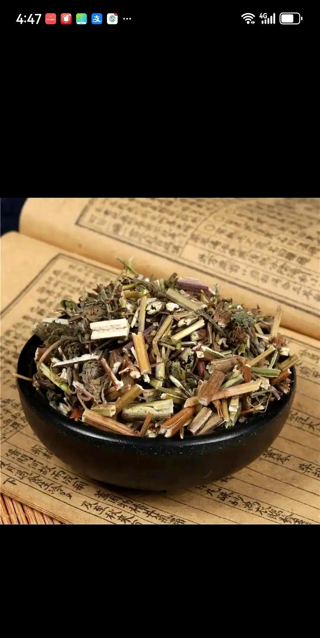 我大伯七十多岁了，去年夏天生了场大病，而且很严重。医院里都不收留了，只能回家，