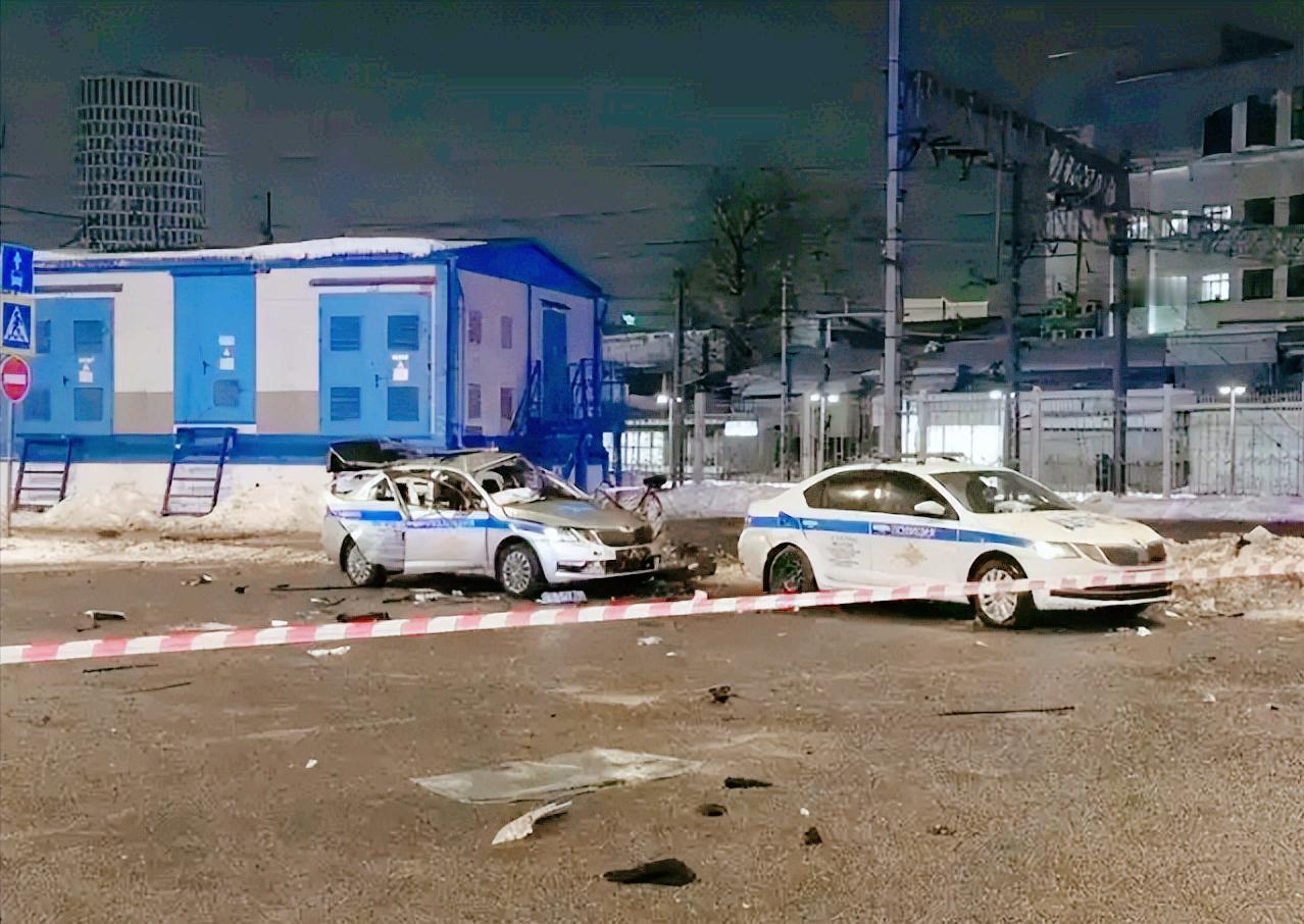 俄罗斯莫斯科出大事了。 当地时间2月24号凌晨零点刚过几分钟，莫斯科北边的萨