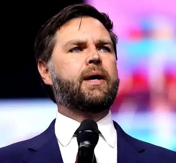 美国副总统万斯的这句话点醒了所有美国人！他说：“美国一贯的外交政策是对其