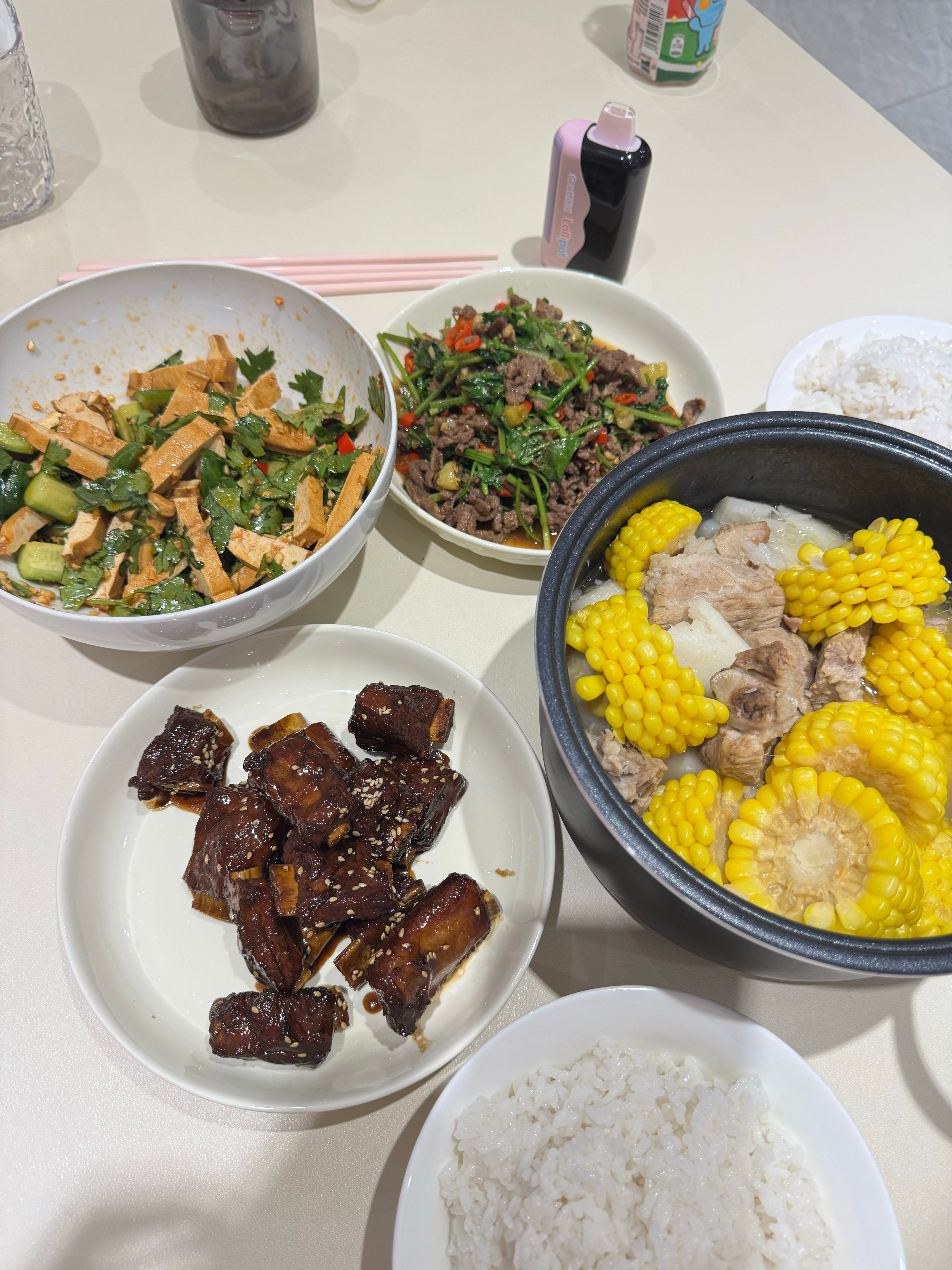 好吃的旁边死了个人都没人发现